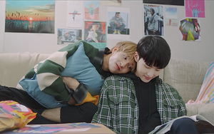 Hàn Quốc: Cảnh hôn đồng giới 'bỏng mắt' khiến MV bị dán nhãn 19+