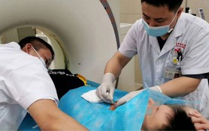 Học sinh 12 tuổi đã mắc ung thư phổi giai đoạn cuối, cha mẹ sốc nặng khi biết nguyên nhân: Thói quen xấu rất nhiều người mắc phải đang bào mòn sức khỏe mỗi ngày