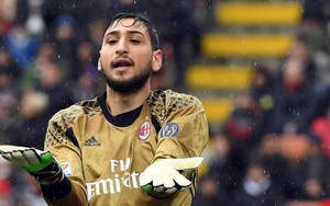 Milan bị mắng là 'nô lệ của thằng nhóc 18 tuổi' ở vụ giữ chân Donnarumma