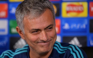 CHUYỂN NHƯỢNG M.U 22/8: Mourinho xa mặt chẳng cách lòng. Ibra sẵn sàng chịu thiệt. Martial đón cơ hội mới.