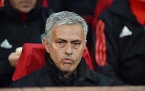 M.U thắng lớn, Mourinho vẫn mắng cầu thủ vì đá bóng như chơi... PlayStation