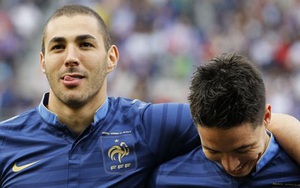 Nasri mắng HLV Deschamps 'ngu ngốc' vì không gọi Benzema vào tuyển Pháp
