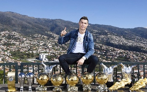 Ronaldo và Messi đối lập nhau cả ở lời chúc mừng năm mới 2018