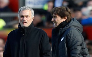 Giải mã nụ cười bí ẩn Mourinho dành cho Conte ở Old Trafford
