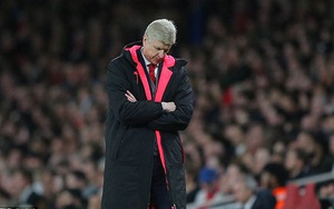Wenger: 'Đây là kết quả tệ hại nhất của Arsenal'. Simeone bị đuổi vẫn... sướng
