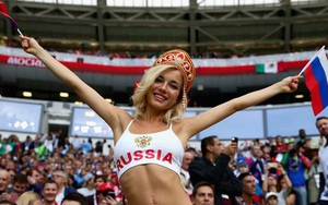 CĐV Nga nóng bỏng nhất World Cup là sao... phim khiêu dâm