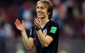 TIN HOT World Cup 12/7: Modric đả kích truyền thông Anh. Bùi Tiến Dũng trao giải cho Perisic