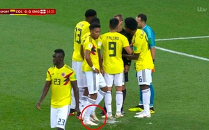 CẬN CẢNH: Colombia cố tình 'chơi xấu' để phá cú sút penalty của Harry Kane