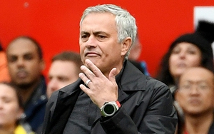 Sa thải Mourinho ngay lúc này, M.U sẽ phải bồi thường bao nhiêu?