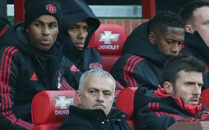 Cả đội M.U, chỉ có đúng 3 cầu thủ gửi lời cảm ơn Mourinho