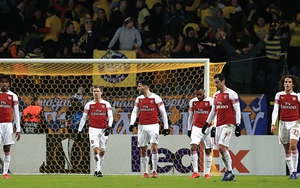 CẬP NHẬT sáng 15/2: Chelsea thắng nhàn. Arsenal ‘phơi áo’ ở Belarus. Oezil lộ bằng chứng phản thầy