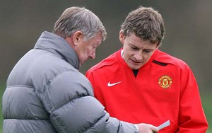 MU vs Barca: Sir Alex Ferguson chỉ ra cách giúp MU khắc chế Messi