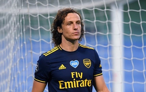 Arsenal gia hạn với David Luiz 1 năm, Cedric Soares 4 năm, CĐV choáng váng