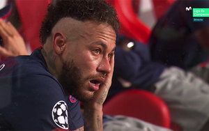 Neymar suy sụp, khóc nức nở nhưng vẫn bị chỉ trích sau trận thua Bayern
