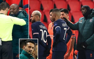 Trận PSG vs Istanbul bị hoãn giữa chừng vì trọng tài phân biệt chủng tộc