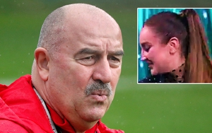 Tuyển Nga cấm các người đẹp vào phòng thay đồ tại EURO