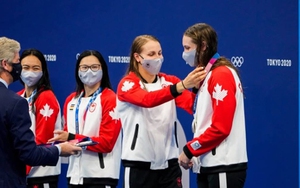 Olympic Tokyo: VĐV được tháo khẩu trang 30 giây để chụp ảnh