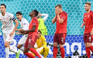 Tin EURO 3/7: Kỉ lục về pha phản lưới ở EURO. CĐV đỏ mặt với pha tụt quần của cầu thủ Ý