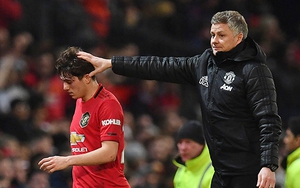 CHUYỂN NHƯỢNG 31/8: MU bán cầu thủ đầu tiên. Barca bán tân binh cho Tottenham