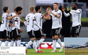 Máy bay chở tuyển Đức phải hạ cánh khẩn cấp