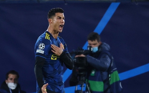 Tin MU 24/11: Ronaldo lập kỷ lục ở Champions League. MU đàm phán với cựu HLV Barca