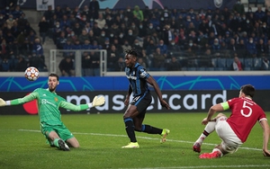 Harry Maguire bị ví là hợp đồng tệ nhất lịch sử bóng đá