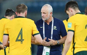 HLV tuyển Úc nhiễm Covid-19, vắng mặt ở trận gặp Việt Nam