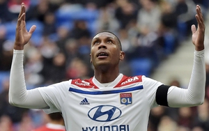 Marcelo bị loại khỏi đội một Lyon vì ‘xì hơi trong phòng thay đồ’?