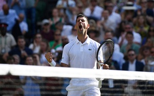 Djokovic vào chung kết Wimbledon, vượt qua kỷ lục của Federer