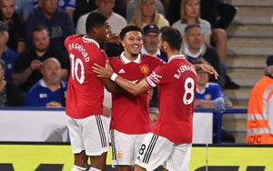 Leicester 0-1 MU: Sancho tỏa sáng, MU thắng trận thứ 3 liên tiếp