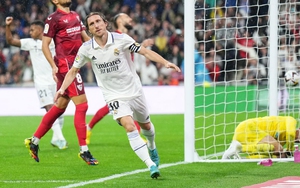 Real Madrid 3-1 Sevilla: Không Benzema, Real Madrid vẫn xây chắc ngôi đầu