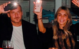 Totti công khai bạn gái mới sau ly hôn