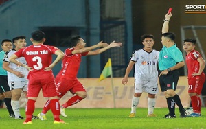 VIDEO Hải Phòng 1-1 Đà Nẵng: Các tình huống nhuốm màu bạo lực trên sân Lạch Tray