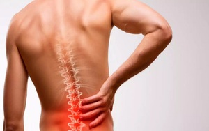 Ai cũng từng đau thắt lưng nhưng đáng tiếc đây lại là dấu hiệu gợi ý của 8 ngoại ung thư nguy hiểm