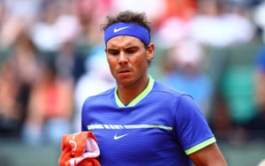 Tennis ngày 5/6: Nadal ‘nóng mắt’ với trọng tài. Sharapova đăng ảnh đá xoáy Roland Garros