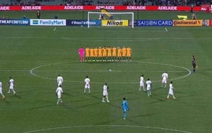 Đội tuyển Saudi Arabia bị chỉ trích thậm tệ vì từ chối mặc niệm nạn nhân khủng bố