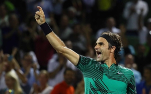 TENNIS ngày 3/8: Federer chia sẻ thú vị về fan ‘siêu cuồng’. Sharapova bỏ giải vì chấn thương