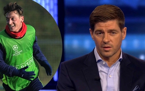 QUAY CHẬM: Oezil mắc sai lầm nghiêm trọng dẫn tới bàn thua của Arsenal