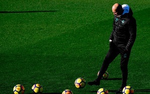 Thay vì sa thải, Real Madrid lại gia hạn hợp đồng với Zidane