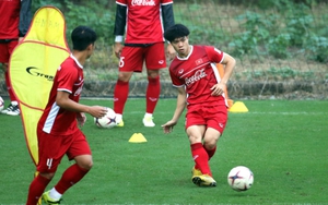 Malaysia ‘tuyên chiến’ thầy trò HLV Park Hang Seo, Trọng Hoàng đắt giá nhất tuyển Việt Nam