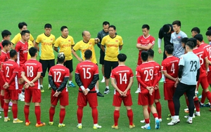 Tin tức bóng đá Việt Nam ngày 17/9: HLV Park Hang Seo đón tin vui, Văn Hậu mang cờ Tổ quốc sang Hà Lan