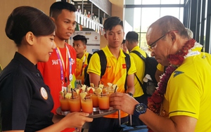 U23 Việt Nam nhận quà 'đặc biệt' từ quê nhà