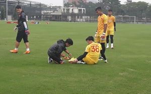 Bùi Tiến Dũng gặp sự cố ngày đầu hội quân U23 Việt Nam