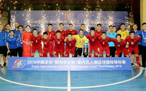 Cầu thủ U19 Việt Nam gãy tay, tuyển futsal Việt Nam giành ngôi Á quân tại Trung Quốc