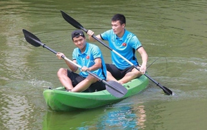 Đức Huy ‘đá đểu’ Đức Chinh, Văn Đức nhắn CĐV U23 Việt Nam