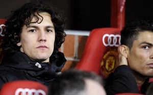 'Công Vinh cần cẩn trọng với ngoại binh từng đá cho M.U'