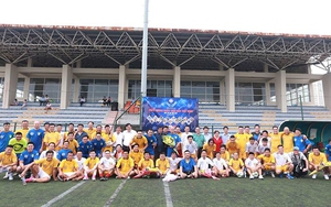 'Các tờ báo và những người làm báo phải thay đổi quyết liệt'