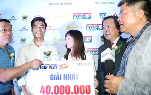 Quế Ngọc Hải đòi hôn Văn Toàn vì nghĩa cử đẹp của tiền vệ HAGL