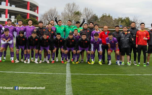 Bóng đá Việt Nam hôm nay: Tuyển Việt Nam làm quen sân thi đấu