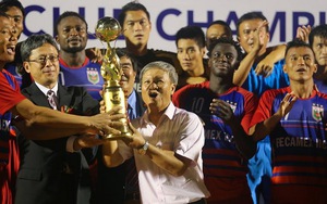 Trung vệ Như Thành bảo vệ HLV Lê Thụy Hải sau vụ Công Vinh tố nhận tiền